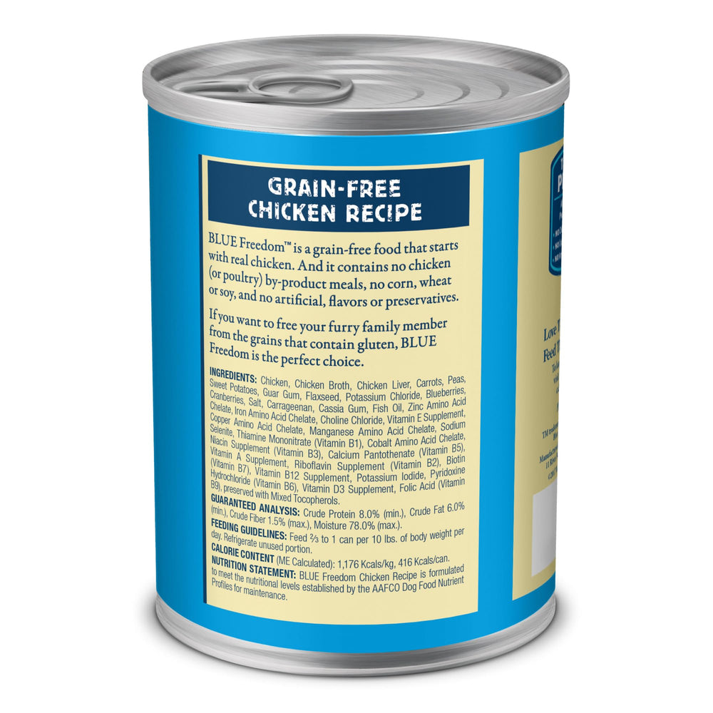 Blue Buffalo Freedom dos latas 12,5 oz sobre mesa para planificar la cena