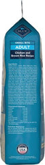 Blue Buffalo Life Protection, etiqueta que indica sin subproductos de pollo.