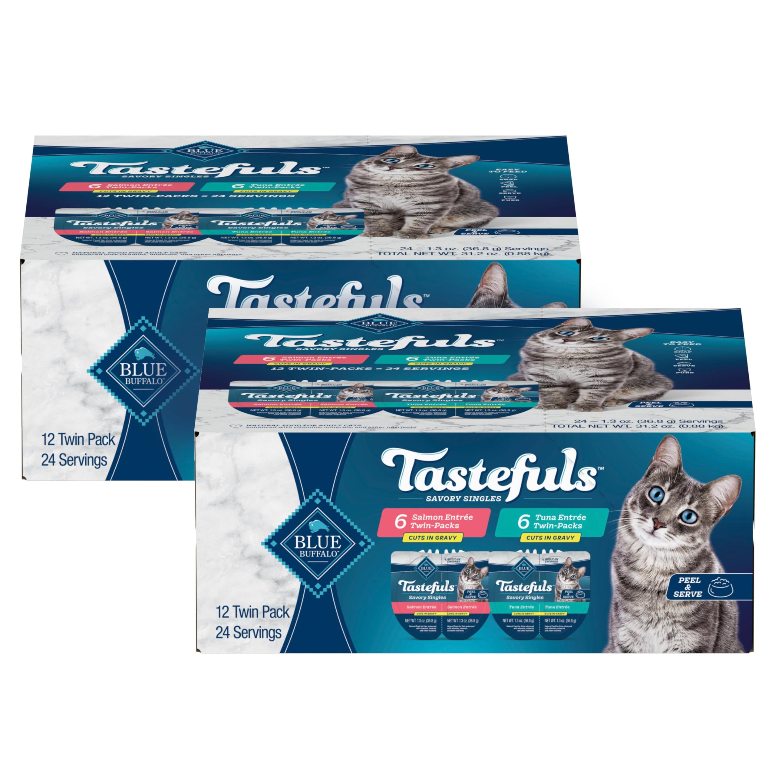 Blue Buffalo Salmon en salsa, bandeja para gatos con sabor real.