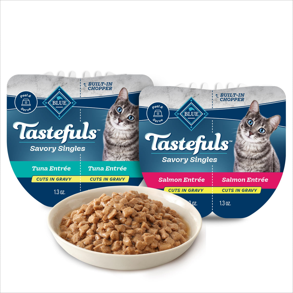 Blue Buffalo Tastefuls con salmón en salsa, bandeja jugosa para la comida diaria.