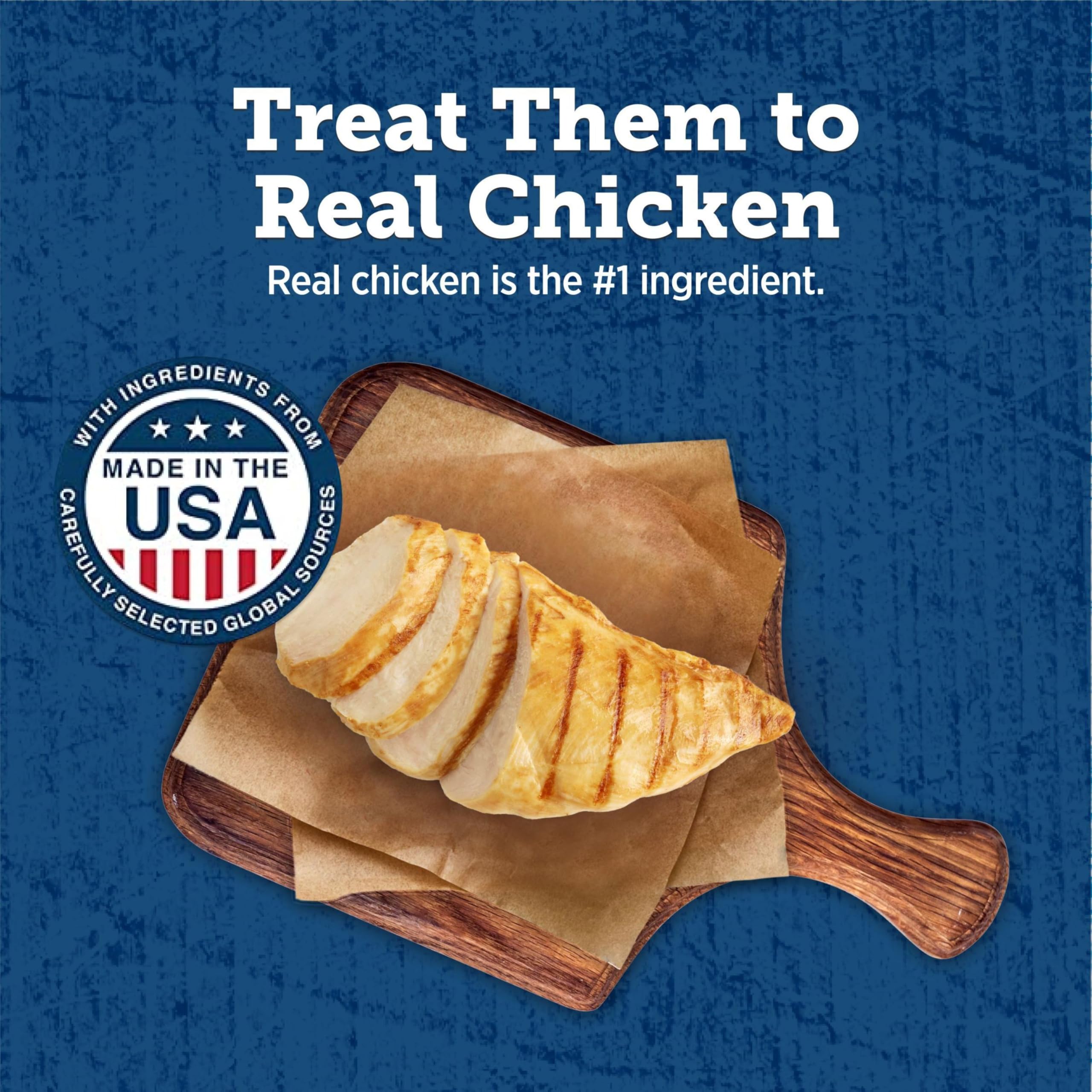 Blue Buffalo True Chews Premium Grillers en envase de 12 oz, práctico para guardar.