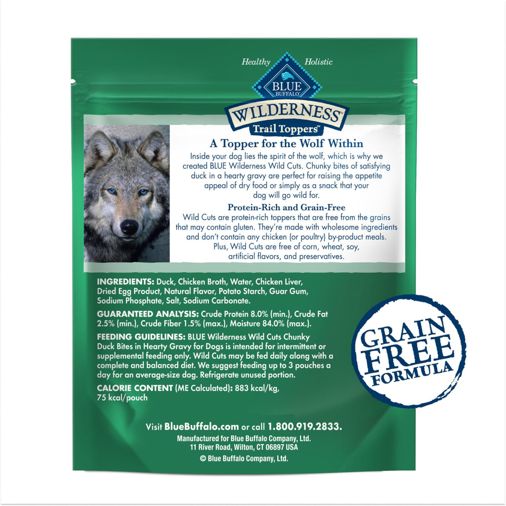 Blue Buffalo Wilderness Trail Toppers trozos de pato para premiar entre comidas.