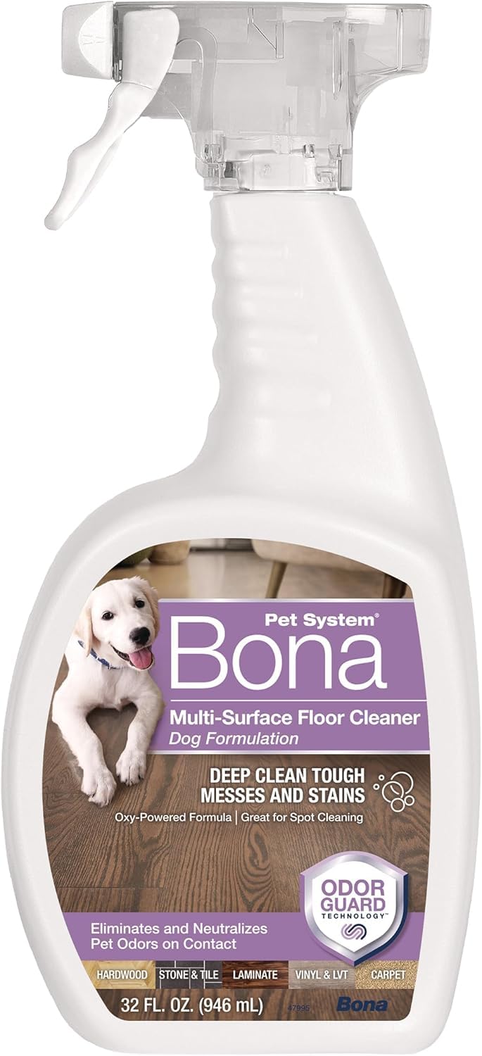 Aplicación en pisos con Bona Pet Spray para limpieza profunda