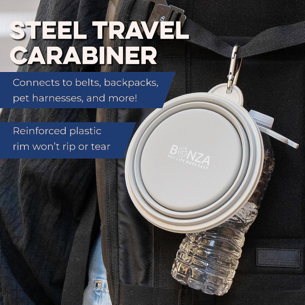 Bonza mosquetón integrado para sujetarlo a la mochila durante caminatas.