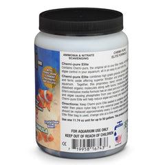 Chemipure Elite en acuario mejora filtración y reduce olores.
