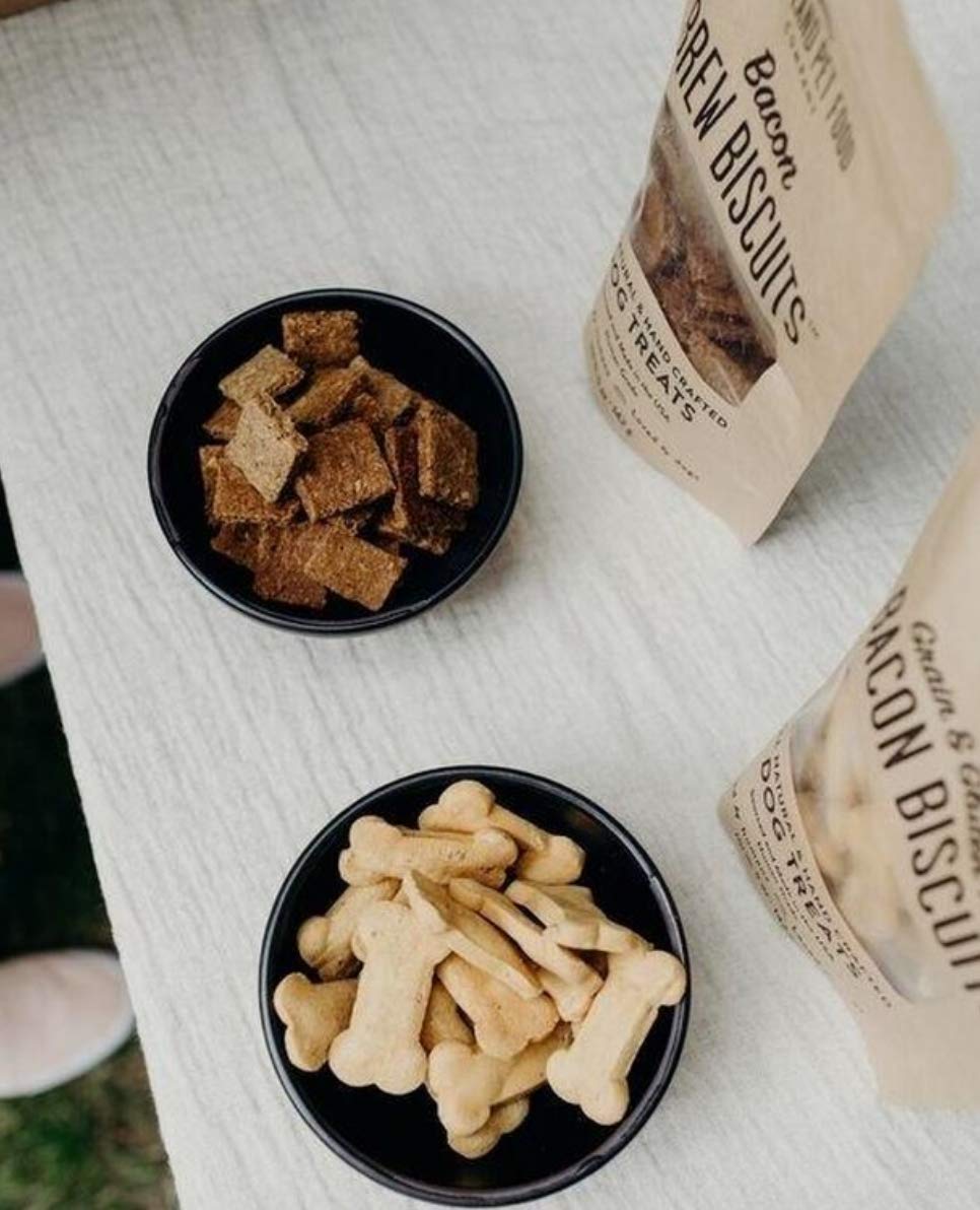 Brew Biscuit apoya refugios locales con donación del 5%.