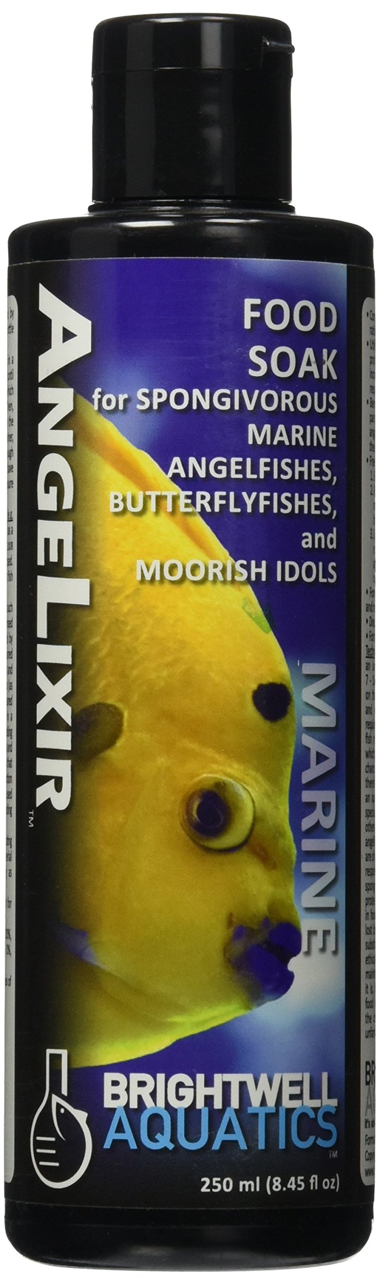 Brightwell Aquatics Angelixir: vertido desde la botella para estimular la alimentación.