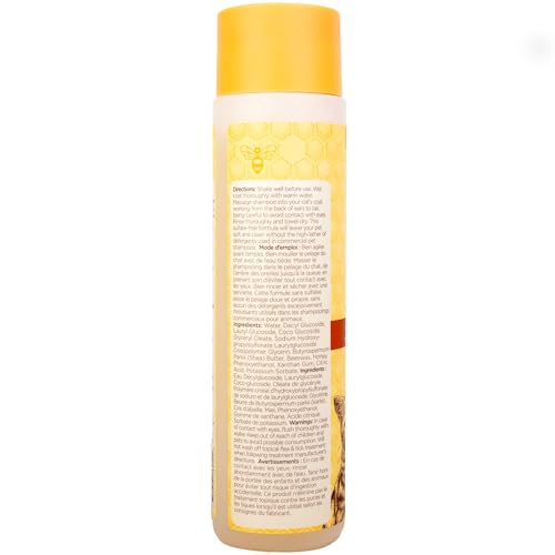 BURT'S BEES FOR PETS champú para piel sensible del gatito acompaña el baño con suavidad.