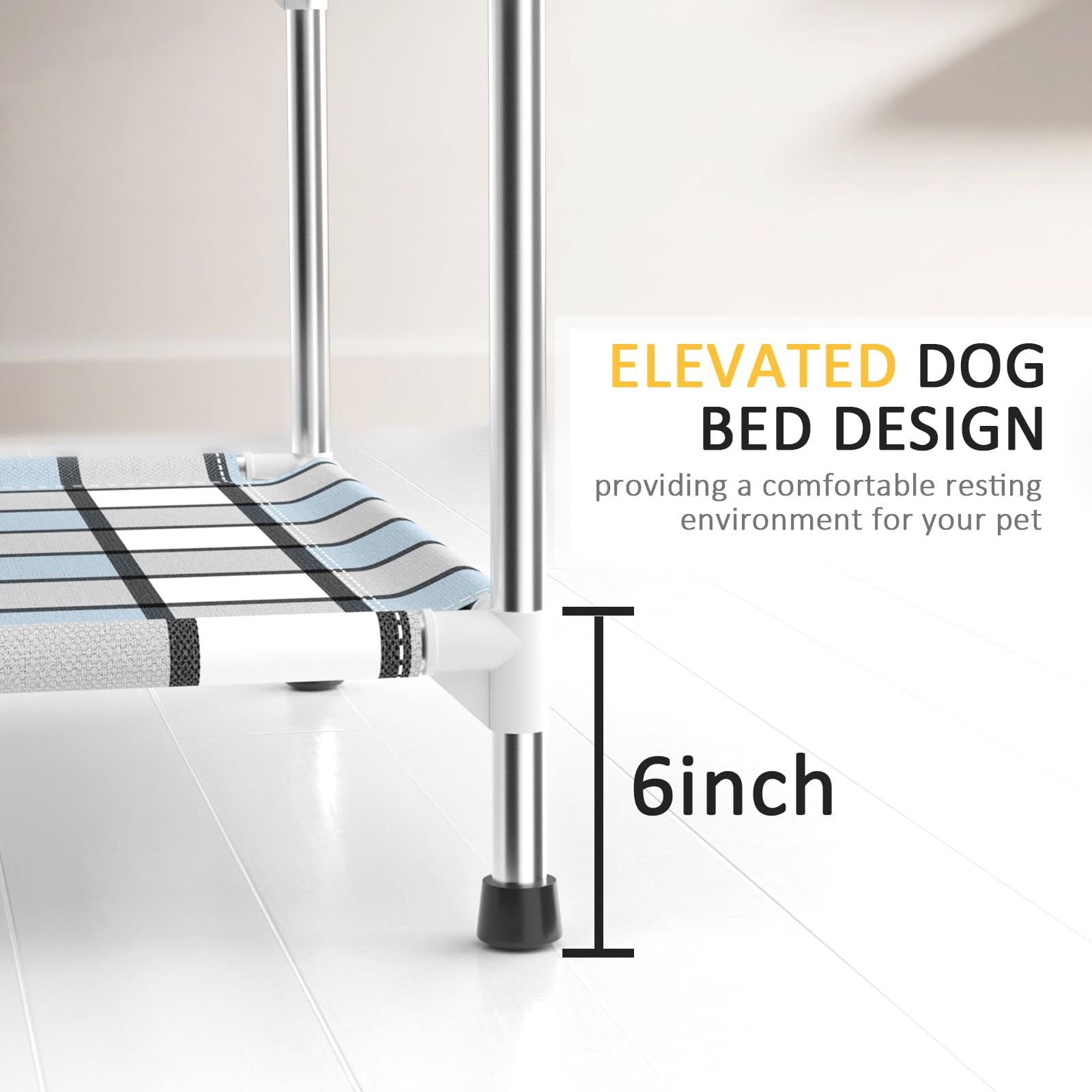 Caghash cama elevada junto a la ventana para momentos de juego y descanso.