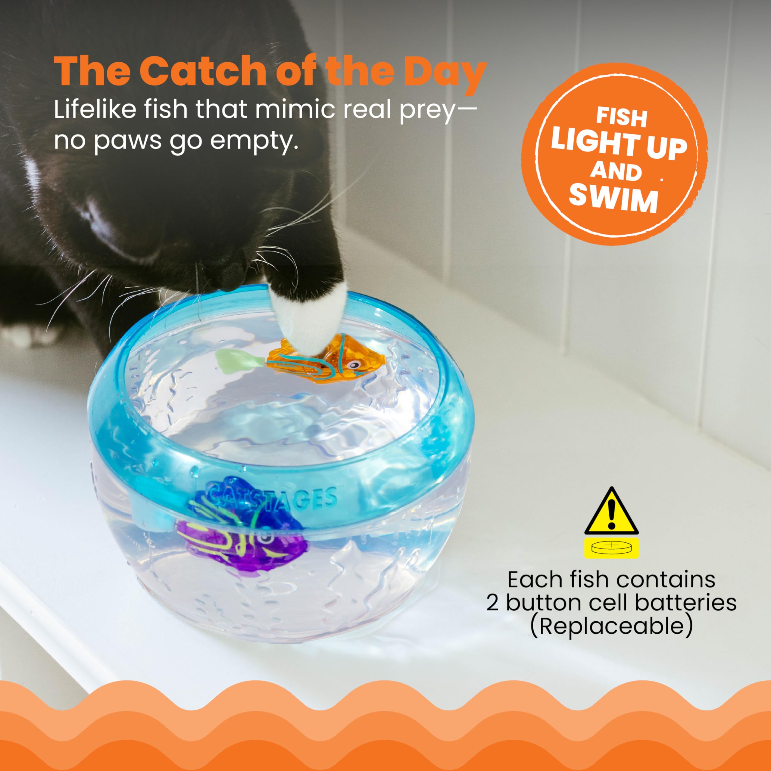 Catstages Meow-smerizing Fish nado-en-agua crea juego interactivo para gatos