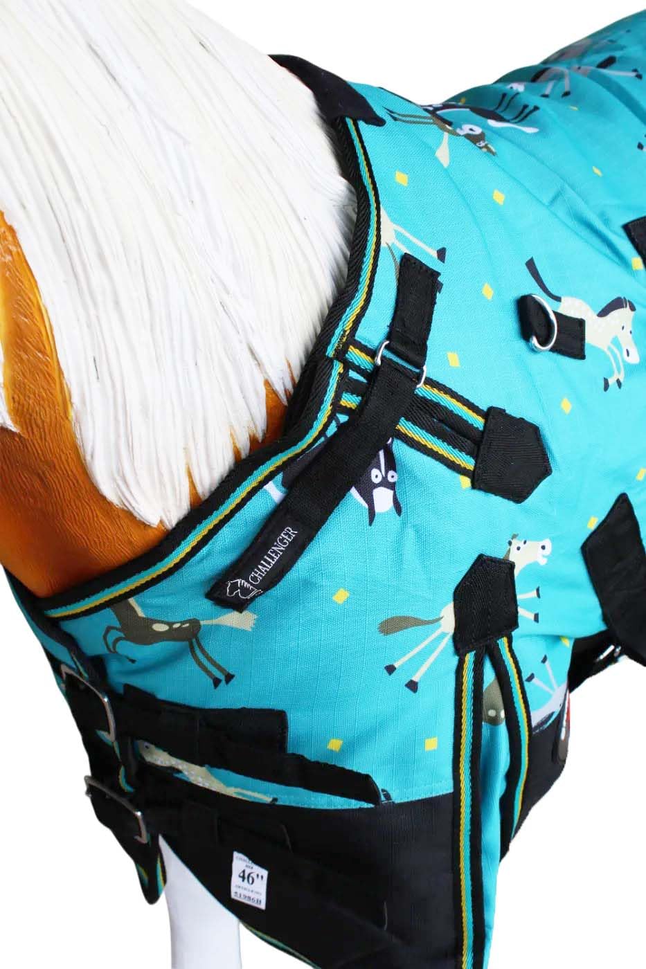 Challenger 1200D con hebillas y correas, ajuste rápido y seguro.