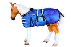CHALLENGER cobertor foal invernal protege contra lluvia ligera y viento.