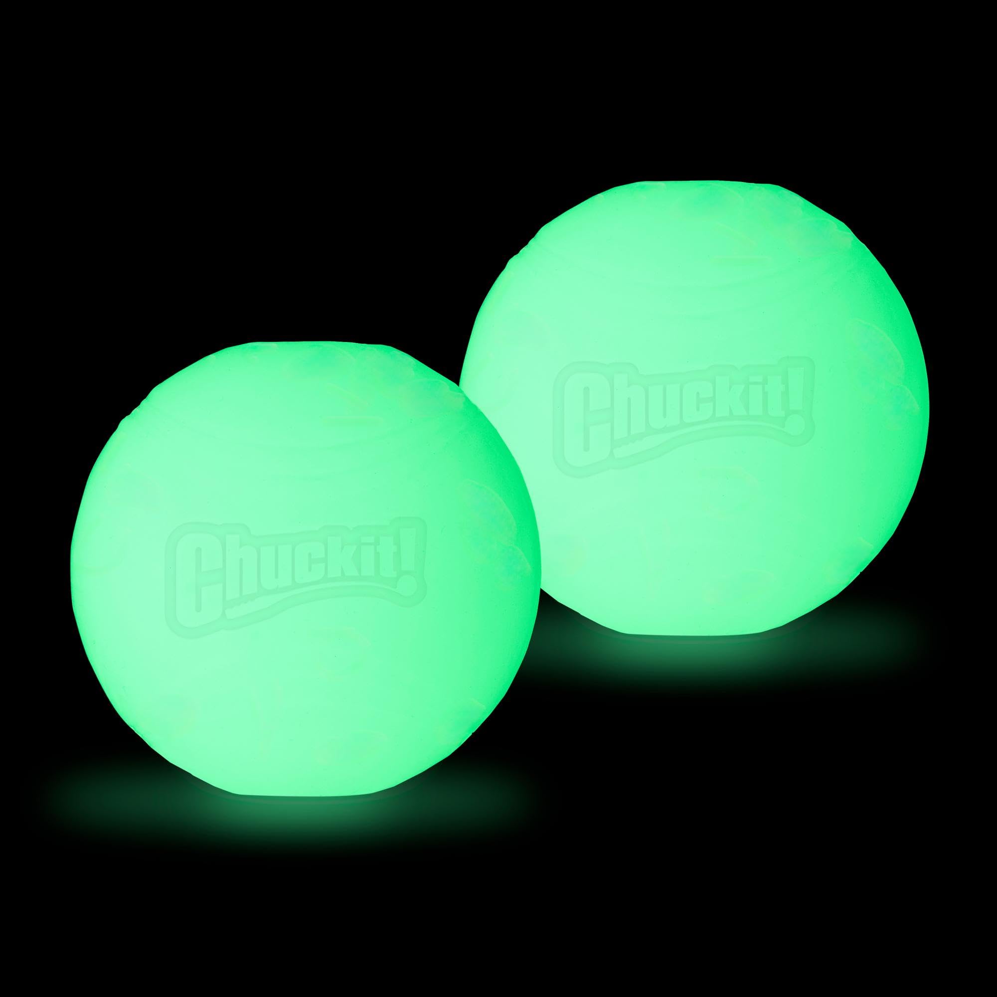 Chuckit! bola luz oscura, compatible con lanzadores medianos para perros de 20-60 libras.