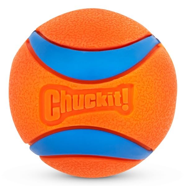 Chuckit! Ultra Ball: tamaño ideal para perros de 0 a 20 libras.