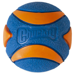 Chuckit Ultra Squeaker Ball duradera para mordedores activos, resistente y rebotante.