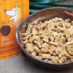 CocoTherapy Coco-Charms en bolsa de 5 oz, porción ideal para sesiones de adiestramiento.