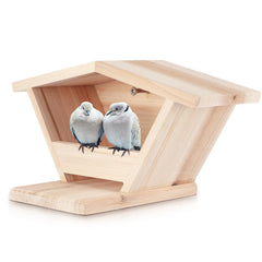Colingmill casita nido de cedro, vista frontal, ideal para anidar aves en exteriores.