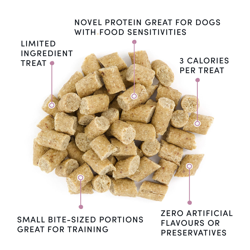 Crumps' Naturals Mini Entrenadores con empaque reciclable para compras responsables.