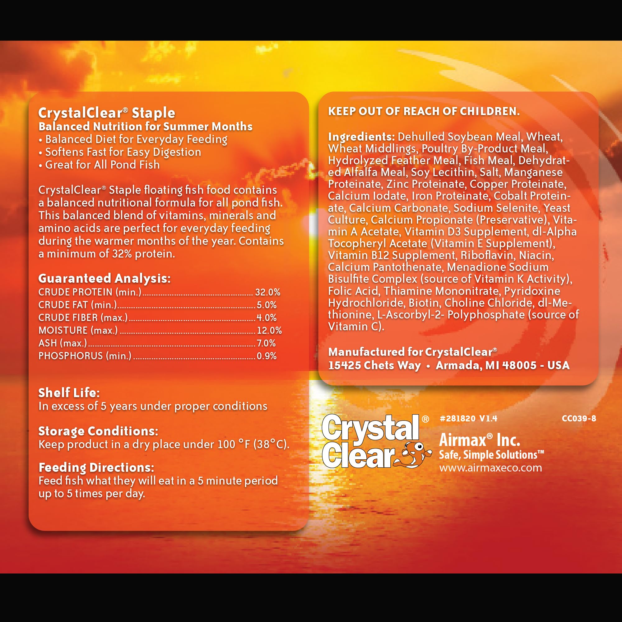 CrystalClear Staple en estanque mostrando koi saludables tras la comida.