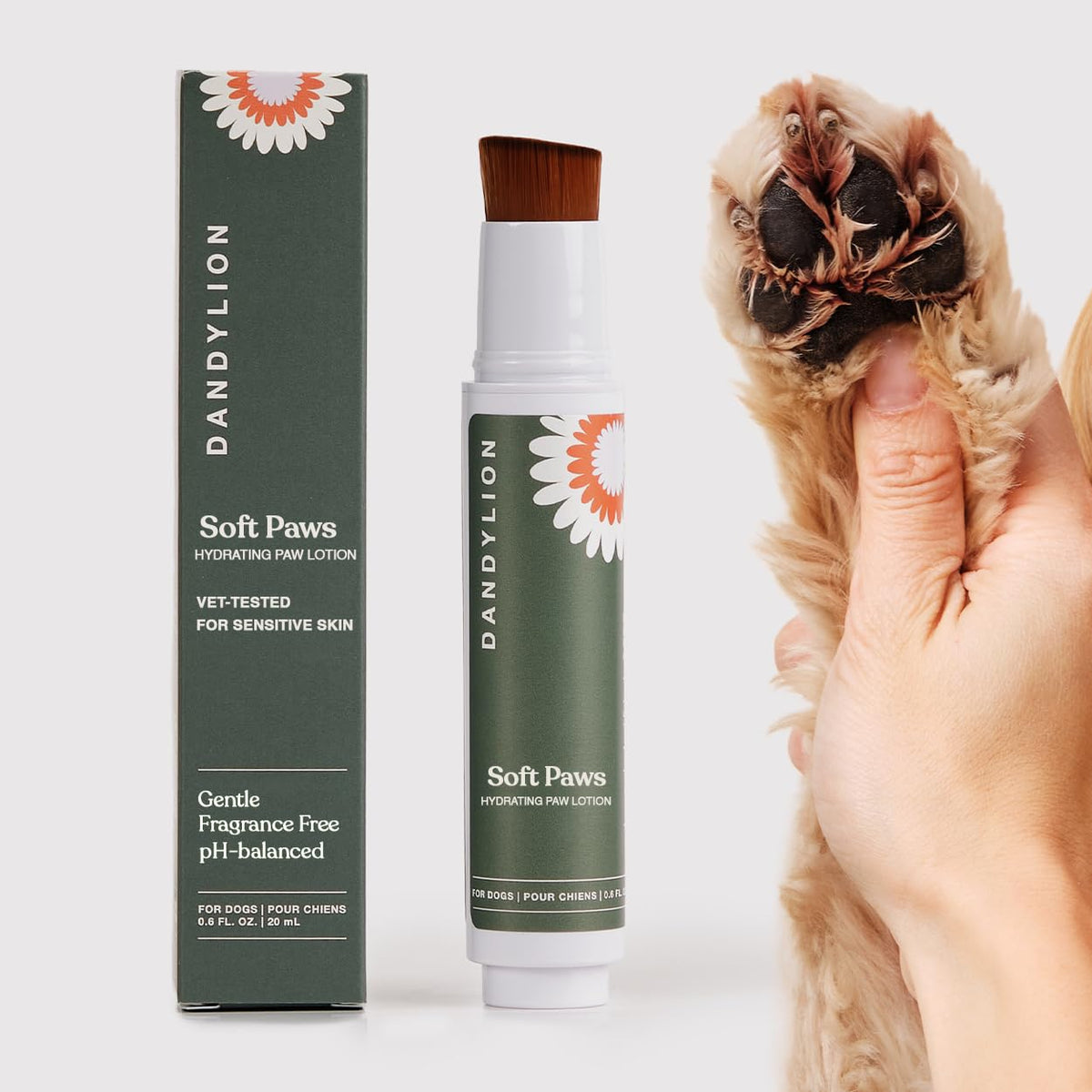 Dandylion Soft Paws con pincel integrado facilita aplicación suave