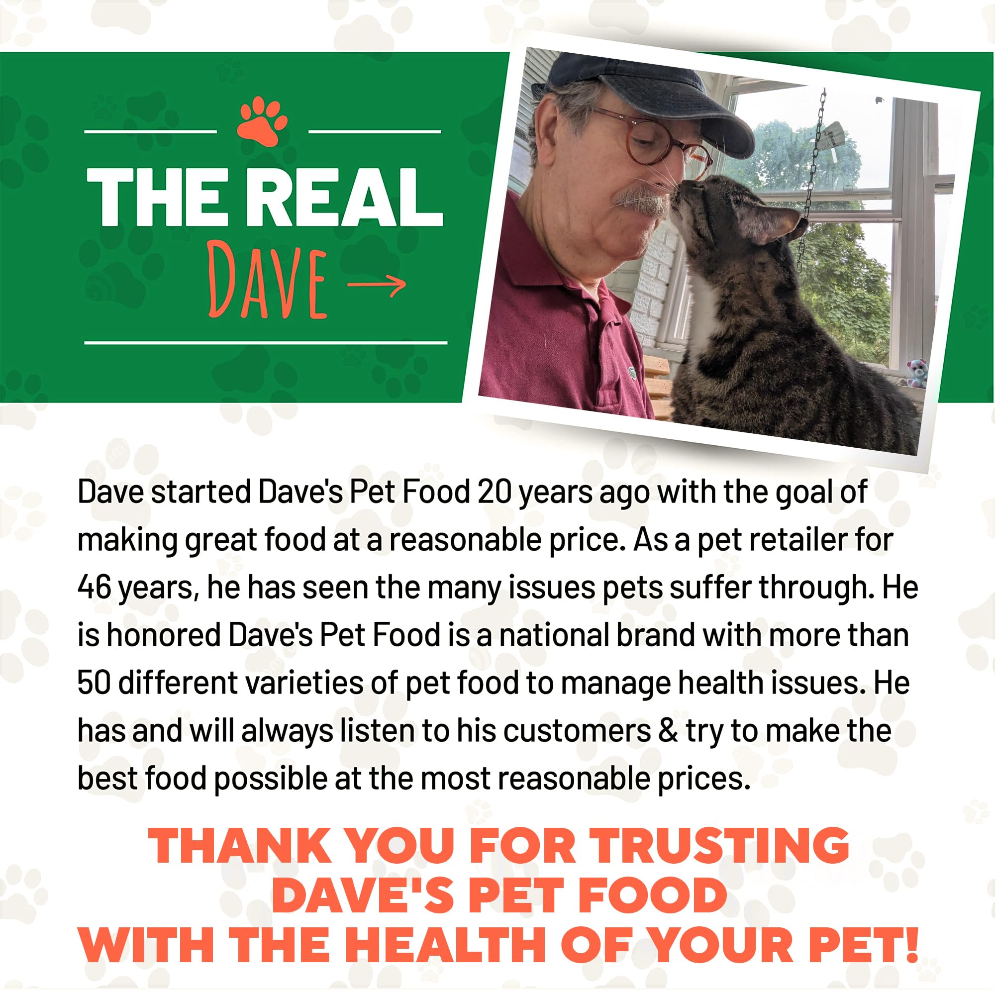 Dave's Pet Food servir con agua para mantener la hidratación diaria.