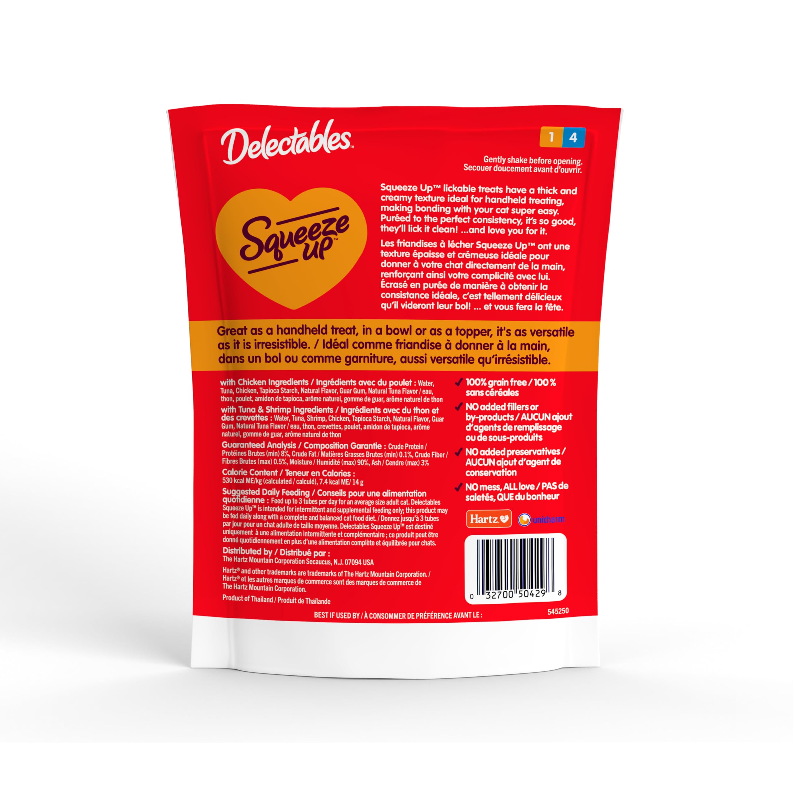 Gato disfrutando de un delicioso lamido con Delectables Squeeze Up