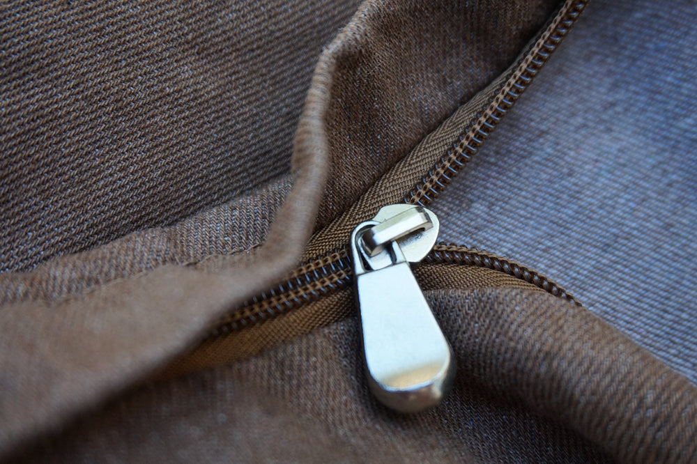 Dogbed4less cierre oculto, funda mezclilla chocolate para mayor durabilidad