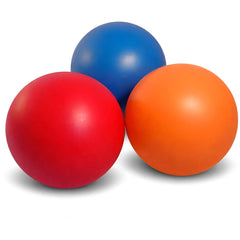 Balón Doggie Dooley indestructible en vista exterior, ideal para perros que empujan.