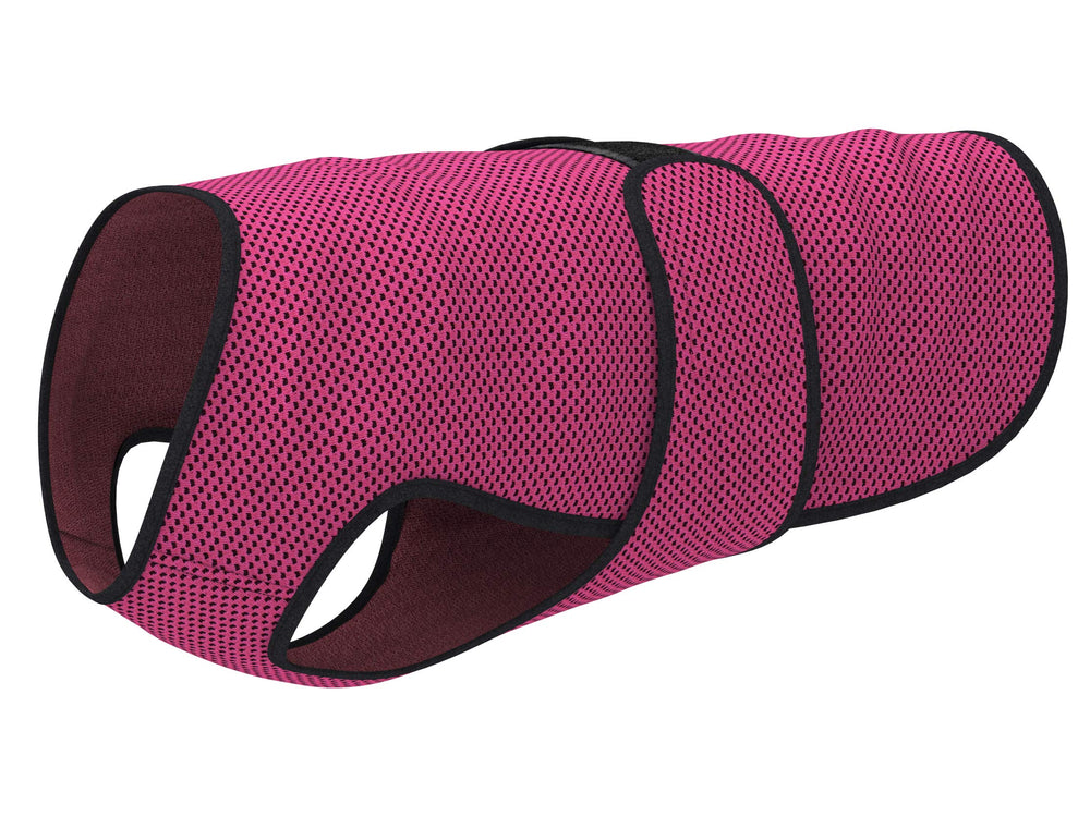 DOGZSTUFF chaleco enfriante para perro, vista frontal, mantiene al perro cómodo y fresco en días cálidos.