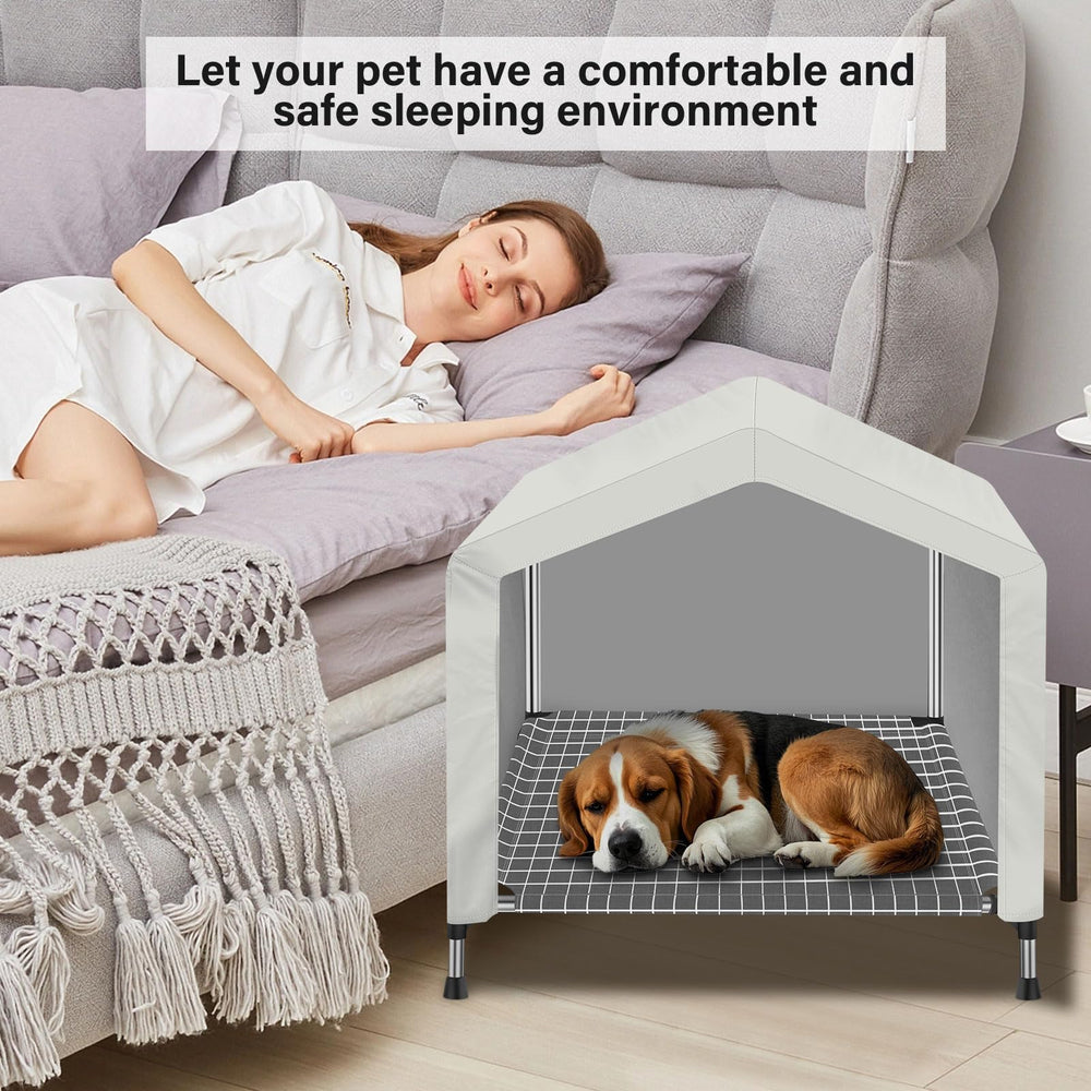 Dopliv casa-perro-elevada interior: espacio cómodo para mascotas dentro del hogar.