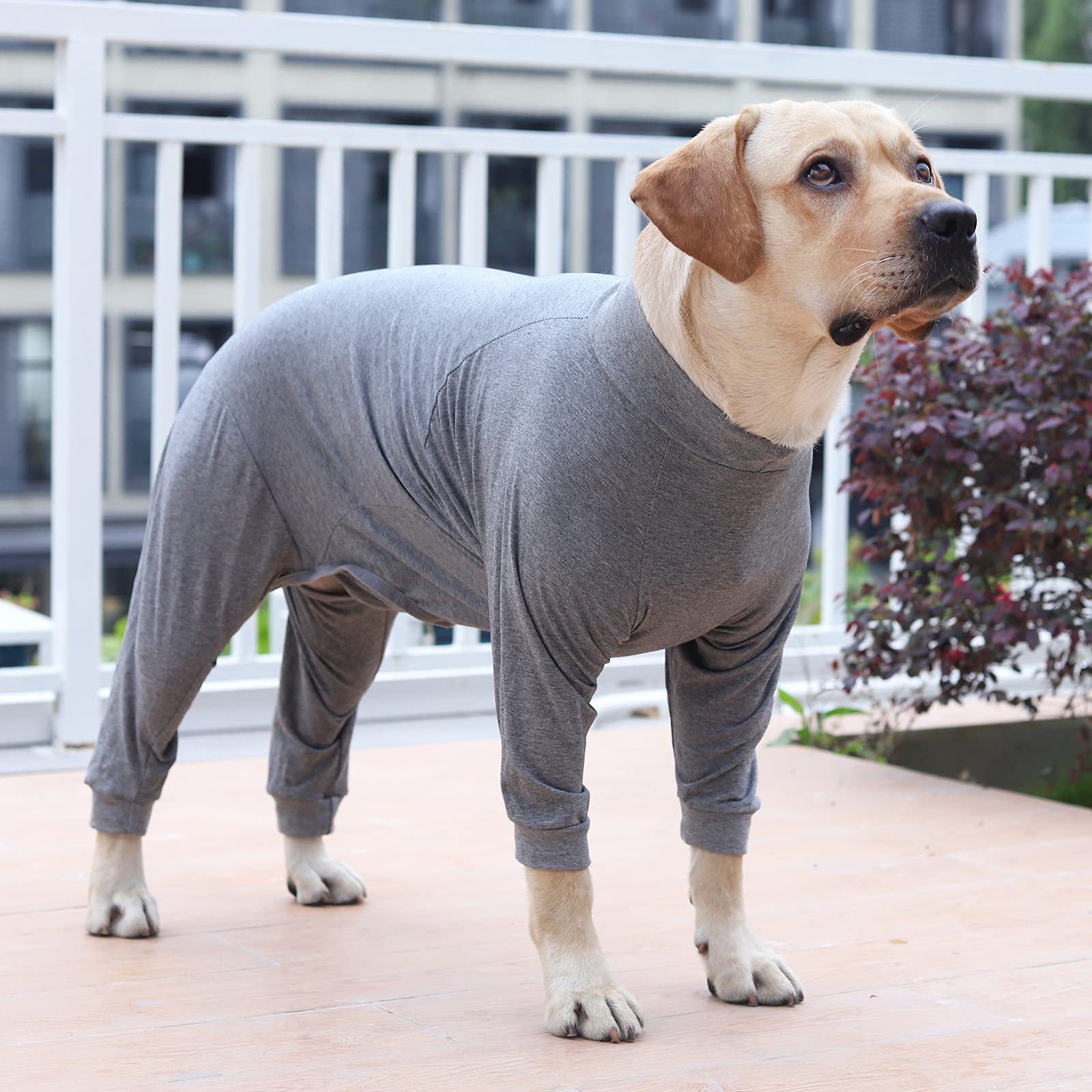 Dotoner Disfraz Recuperación Pijama Diario permite usarlo como ropa cómoda.
