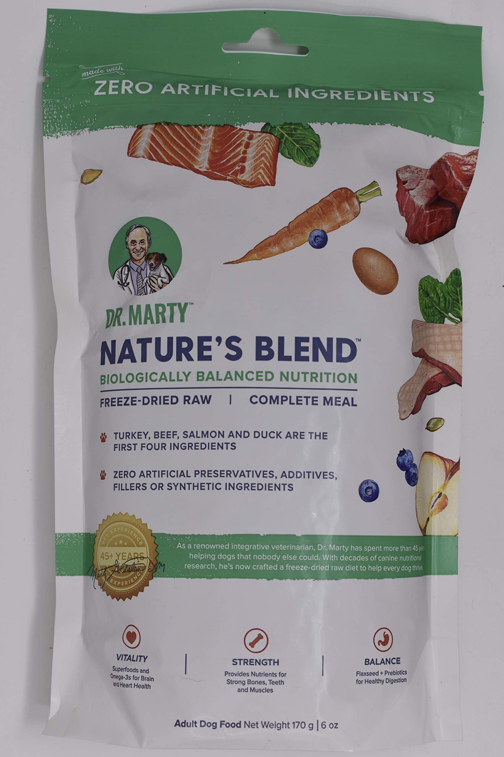 Dr. Marty Nature's Blend: empaque frontal, opción práctica para alimentación diaria de perros.