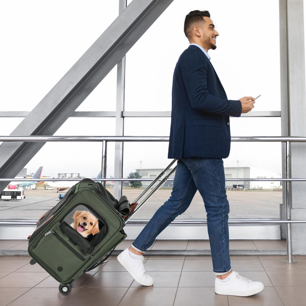 EliteField Deluxe Backpack Carrier, vista frontal, ideal para viajar con tu mascota.