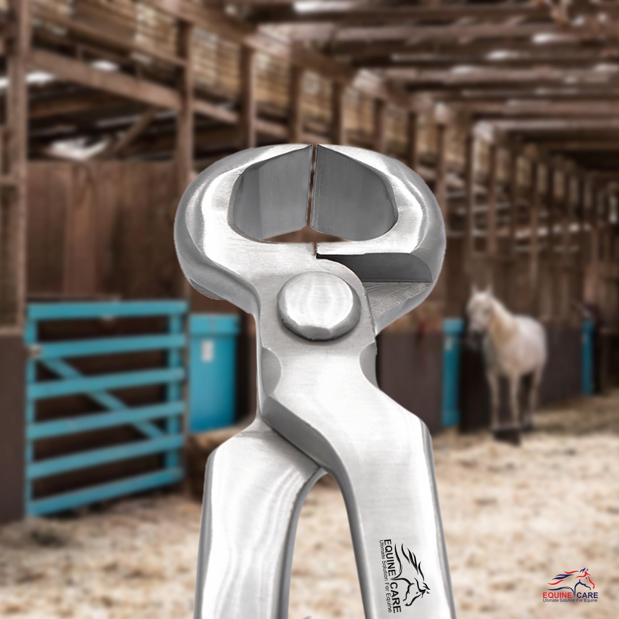 Equine Care apto para ganado mediano a grande con manejo estable.