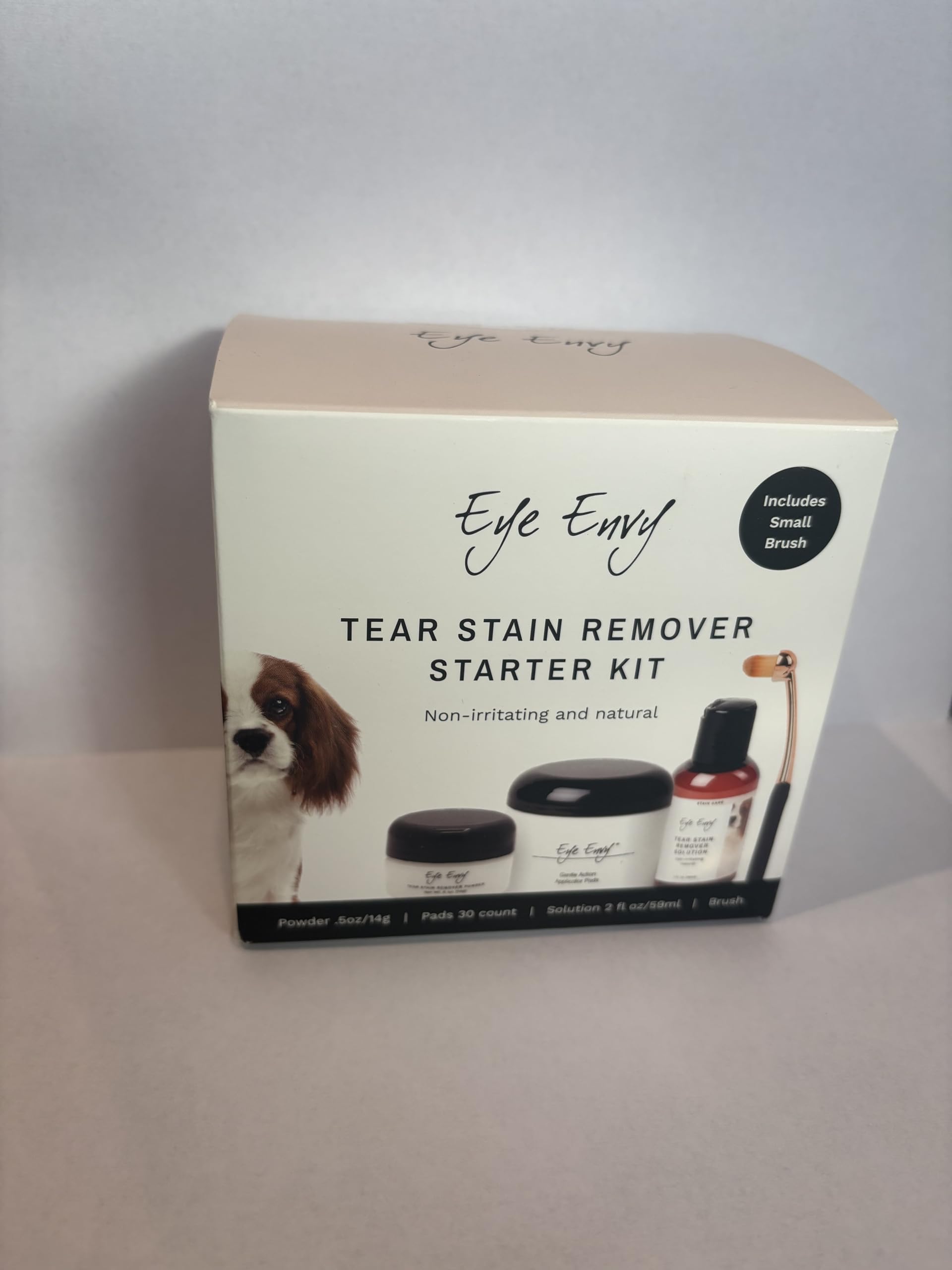 Eye Envy aplicador ProPowder pequeño para una aplicación suave.