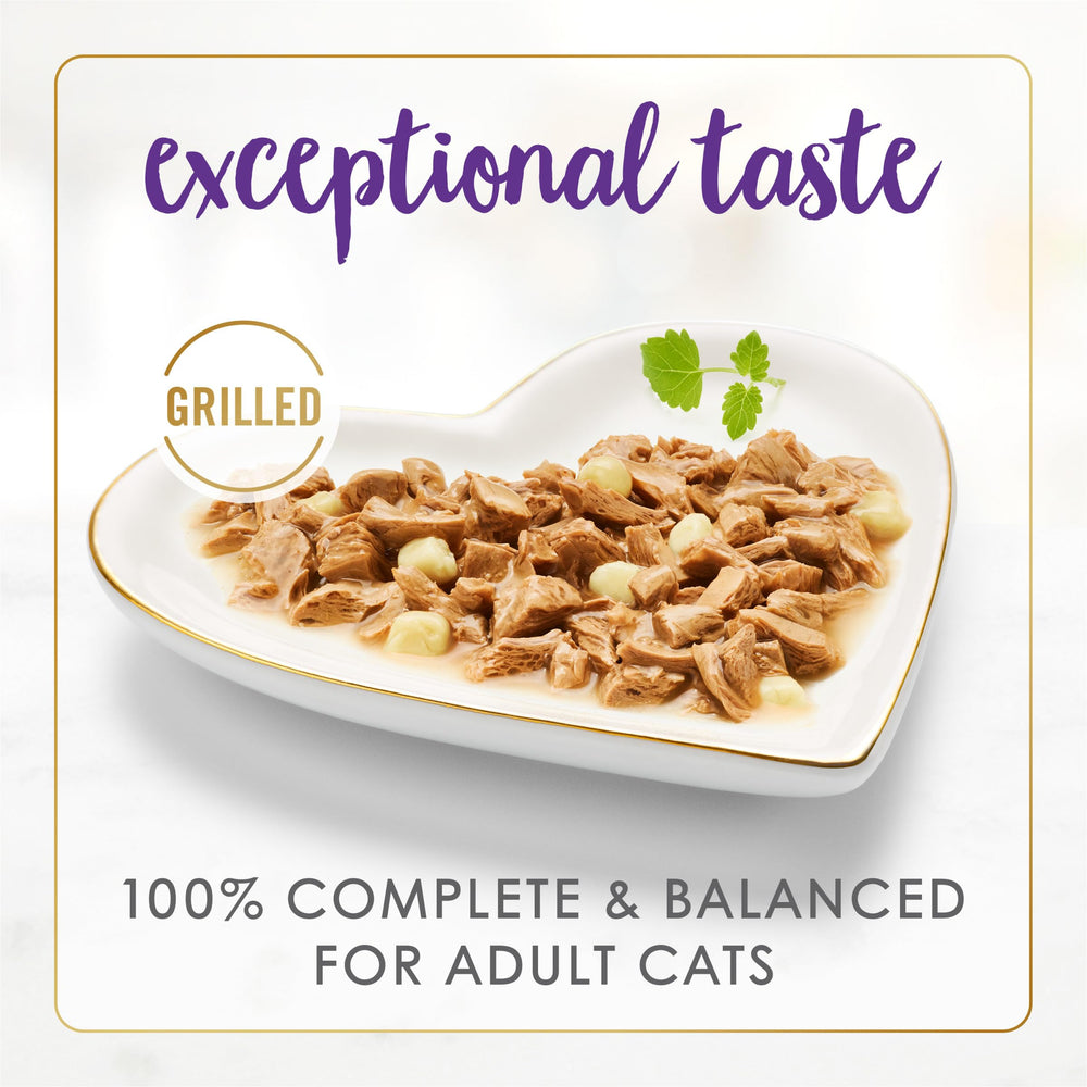 Fancy Feast Delights: lata con cobertura en salsa que potencia el sabor.
