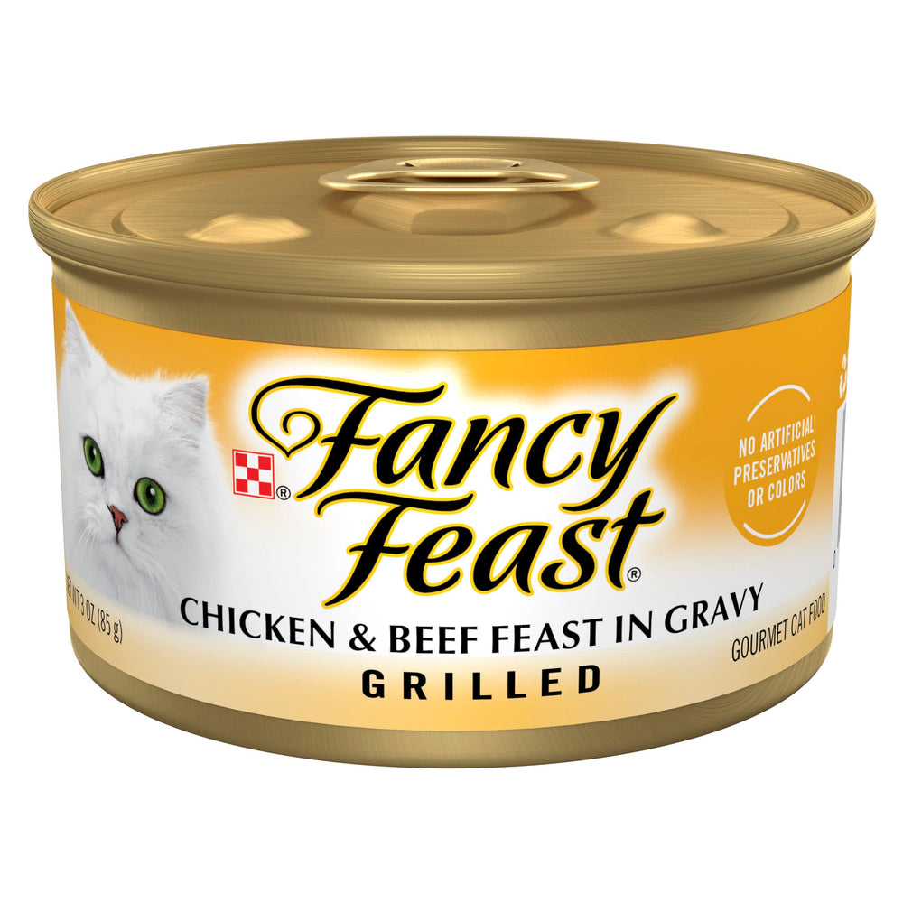 Fancy Feast grillado: pollo y carne en lata 3oz, sabor atractivo para gatos.