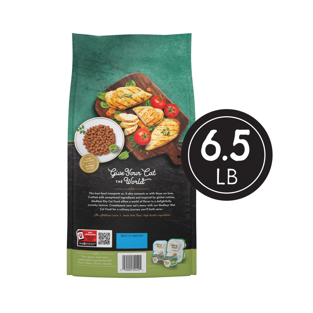 Fancy Feast Medleys Primavera con pollo blanco y vegetales, experiencia gourmet en casa.