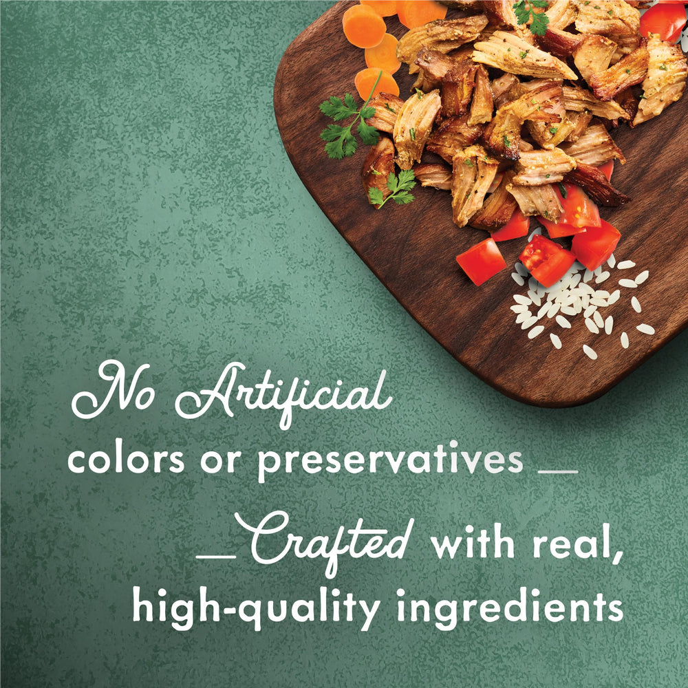 Fancy Feast Medleys textura tierna, perfecto para masticar con comodidad.