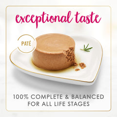 Paté de Fancy Feast con textura suave facilita la masticación y el disfrute.