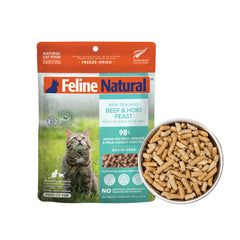 Felinenatural dieta seca de alta proteína con 98% carne, órganos y mariscos para claridad nutricional.
