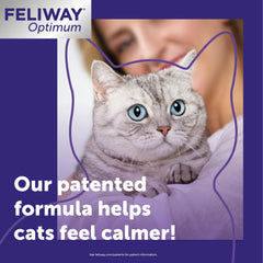 Difusor FELIWAY Optimum enchufado en la pared para tranquilidad felina.