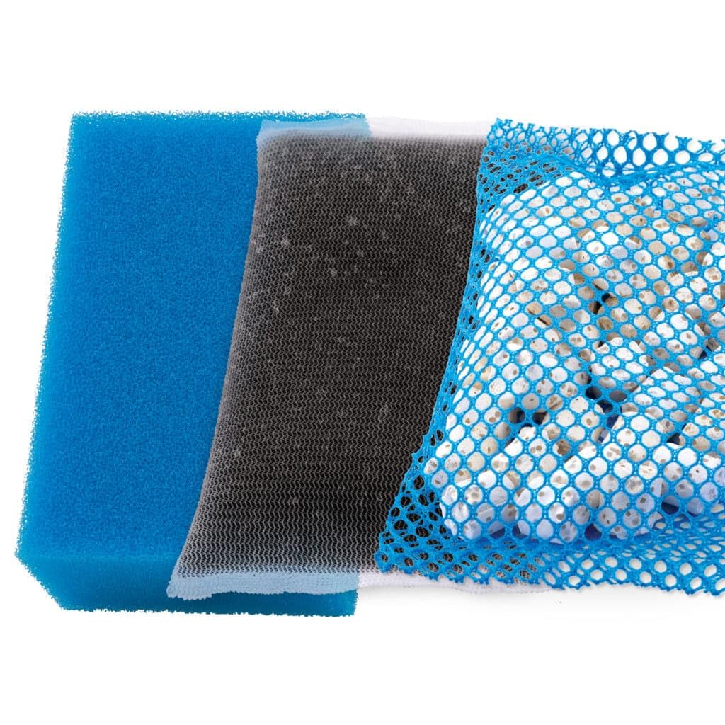Fluval BIOMAX: filtración biológica avanzada para acuarios saludables.