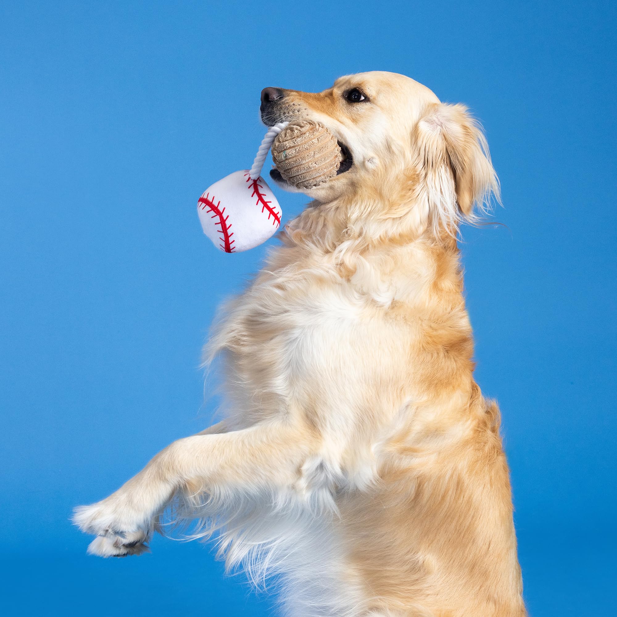 Fringe Batter Up peluche con crujido: invita a explorar mediante texturas