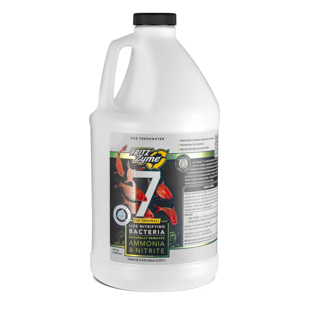 FritzZyme 7: vertido de la botella para iniciar la filtración biológica en acuario.
