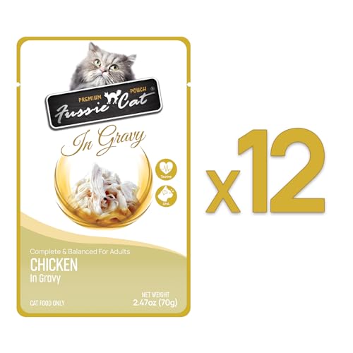 Fussie Cat pollo premium en salsa, porciones listas para mantener la hidratación diaria.