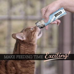 Tubo Fussie Cat Purée con pescado oceánico, ideal como topping para la comida.