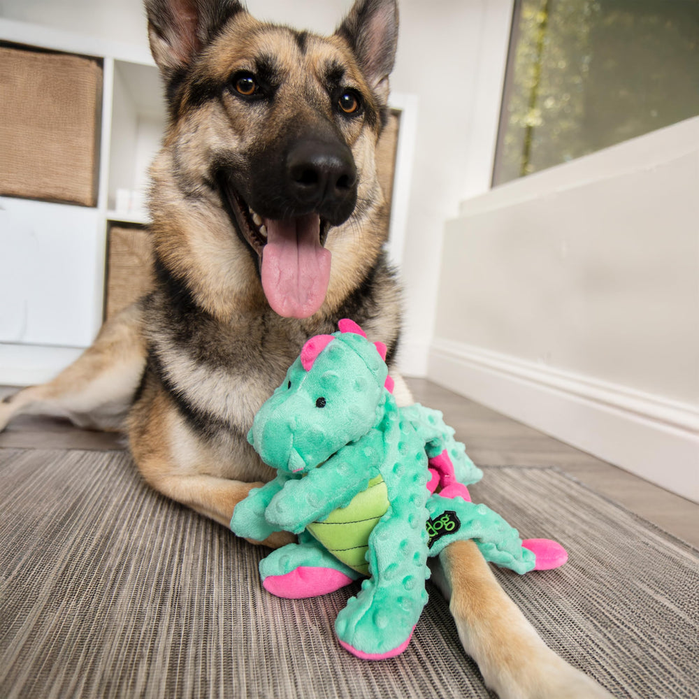 goDog Dragons limpieza fácil con paño húmedo para uso inmediato.