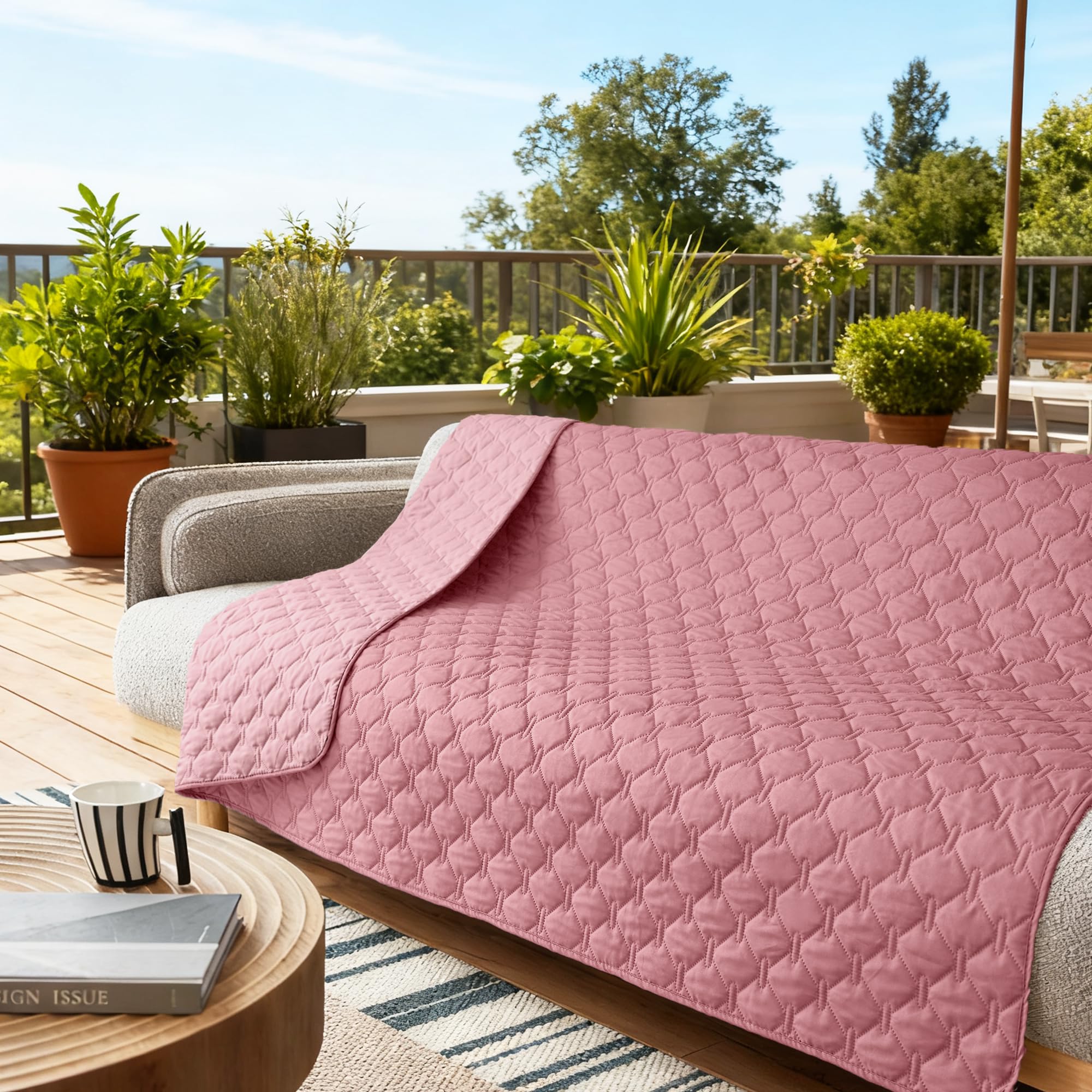 Fondo impermeable de gogobunny que mantiene la superficie seca.