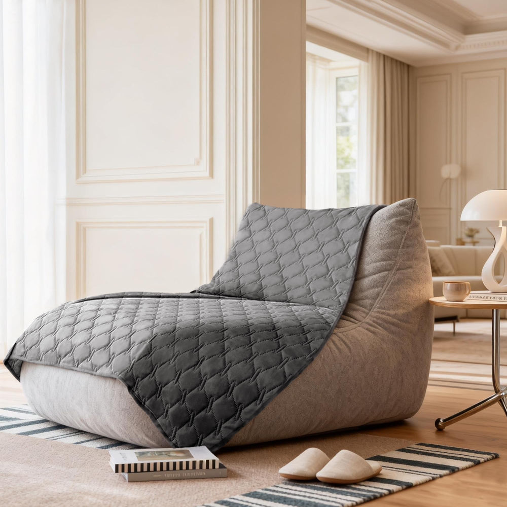 Colores gris oscuro y gris claro para combinar con la decoración.